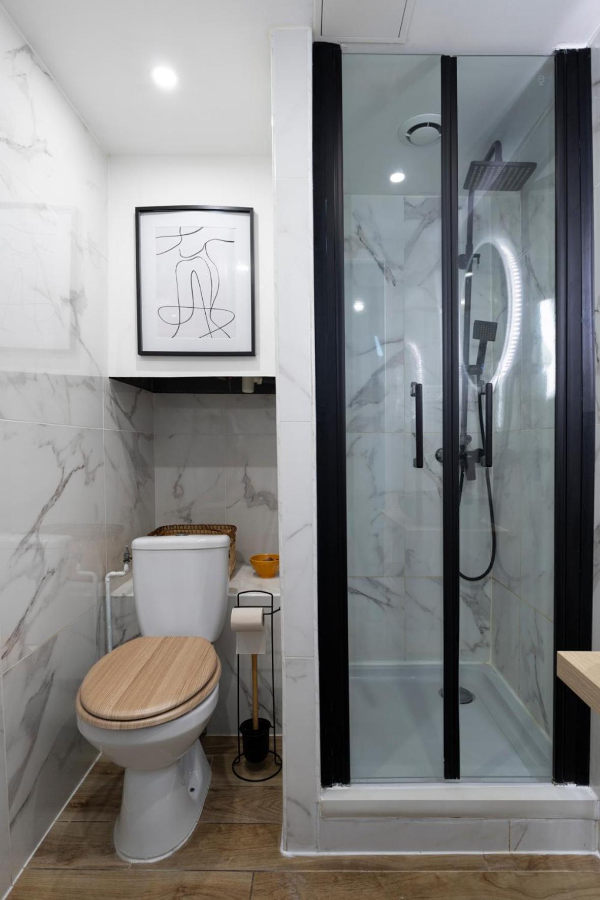 Au Coeur Du Vieux-Port Apartment Marseille Luaran gambar
